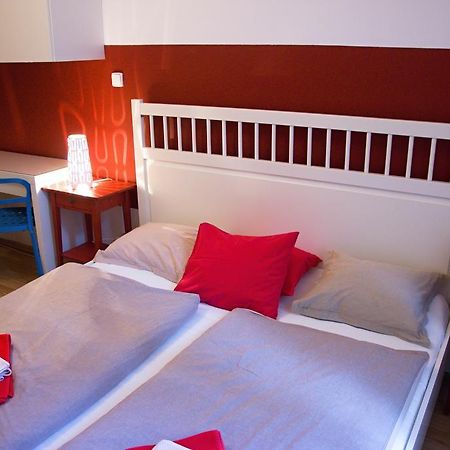 Metropolitan Studios Prague Room photo